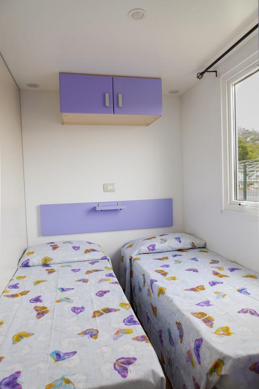 Camping Delfino Albenga Habitación foto